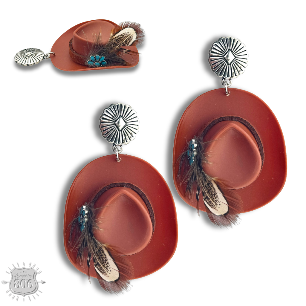 Acrylic cowboy hat earring (BROWN)