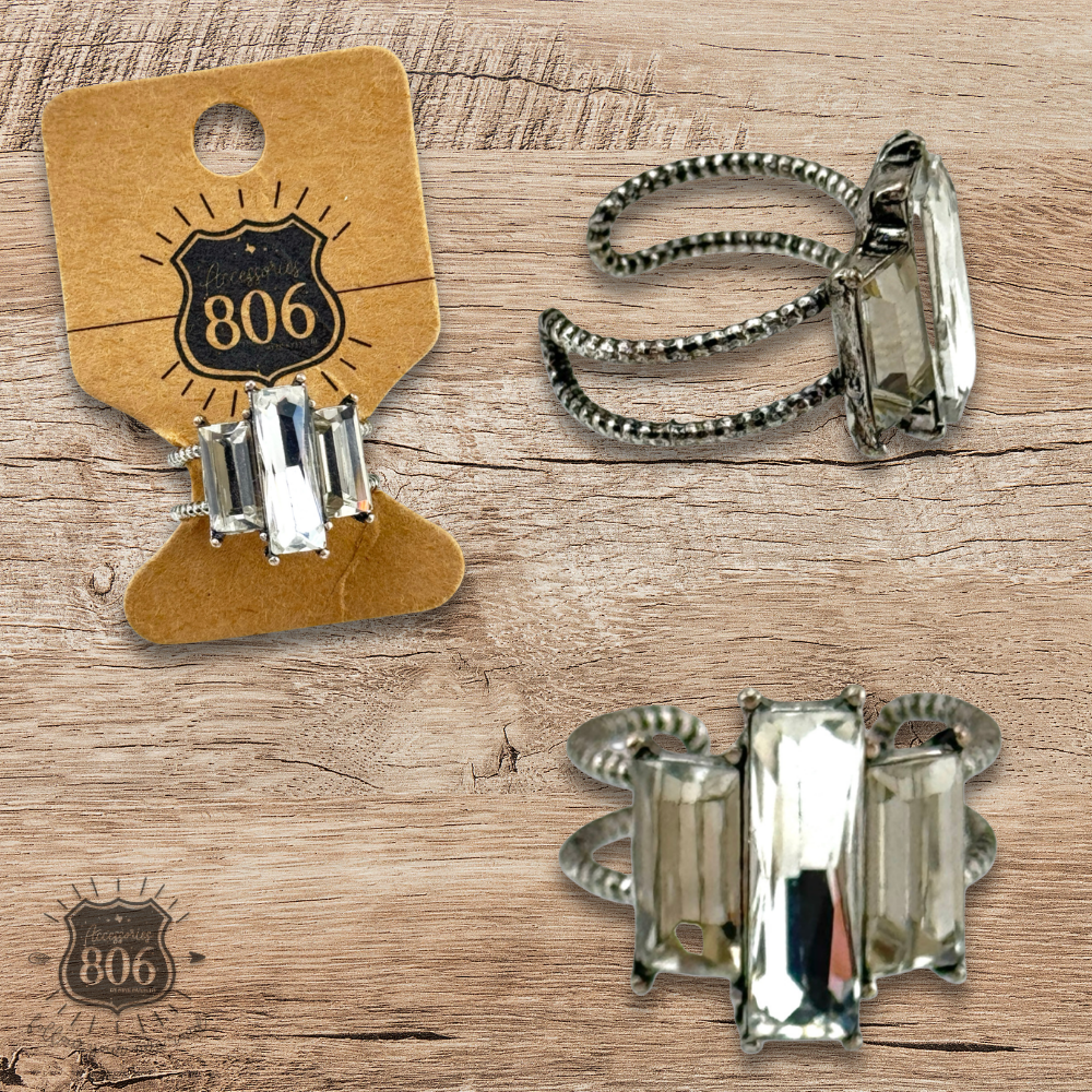 Triple stone western style ring