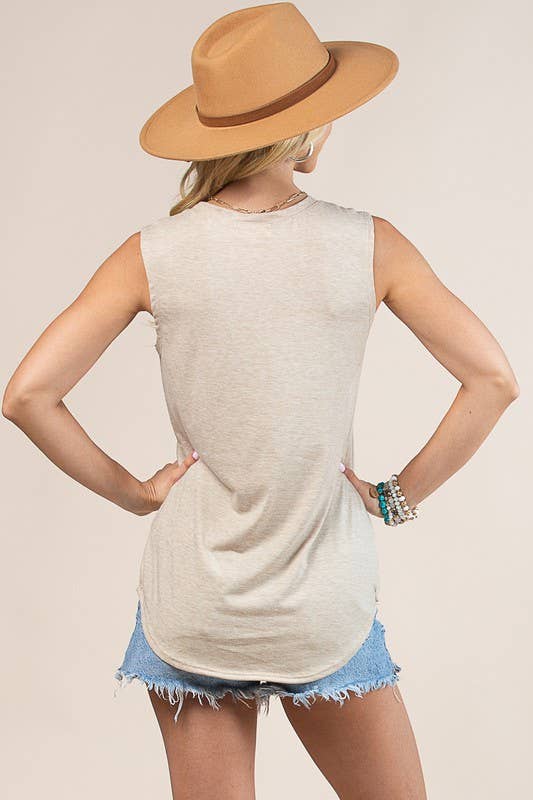 PILARES CHECKER HOWDY GRAPHIC SLEEVELESS TOP